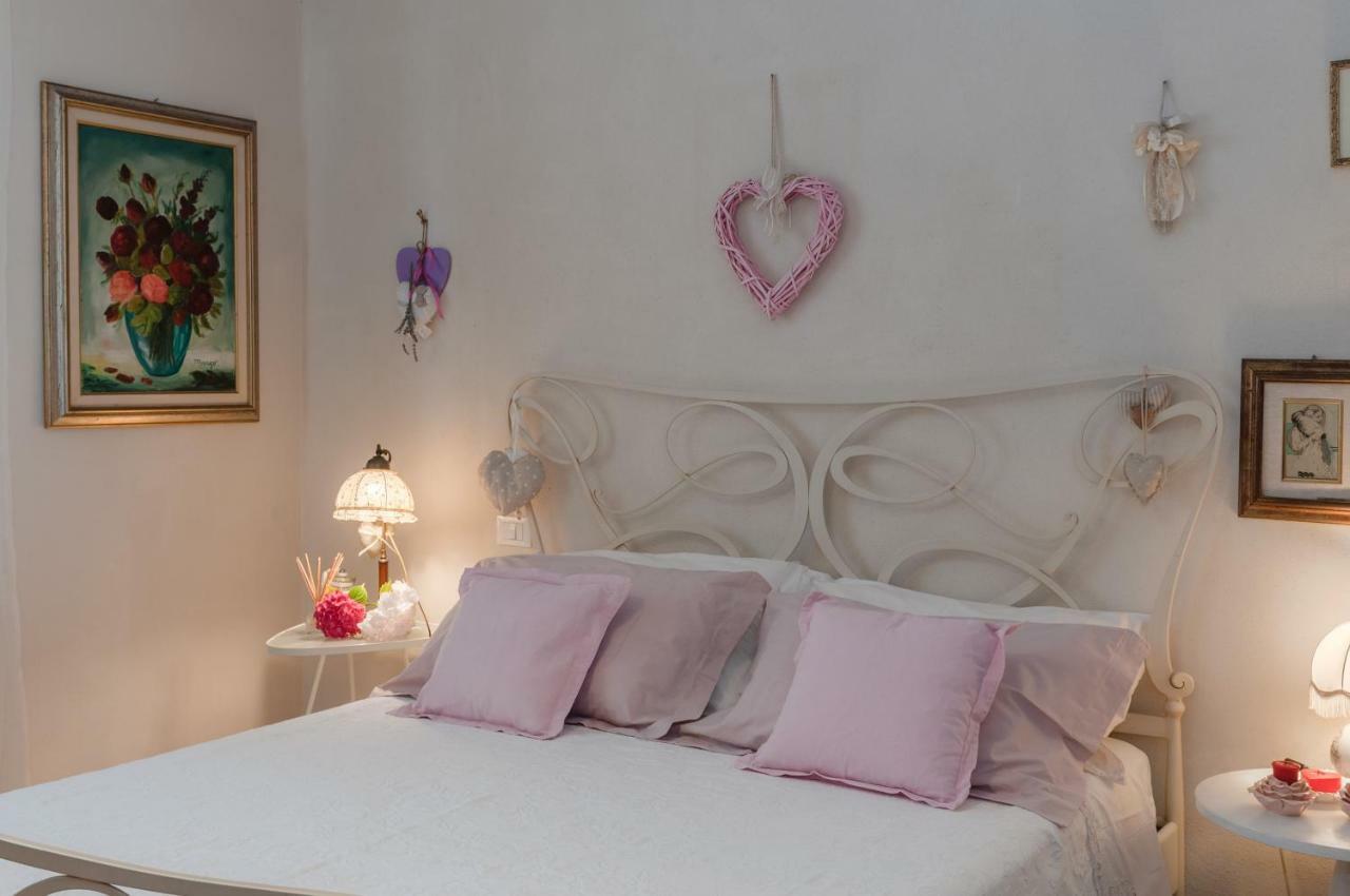 Bed and Breakfast Tre Civette Sul Como à Marina di Massa Extérieur photo